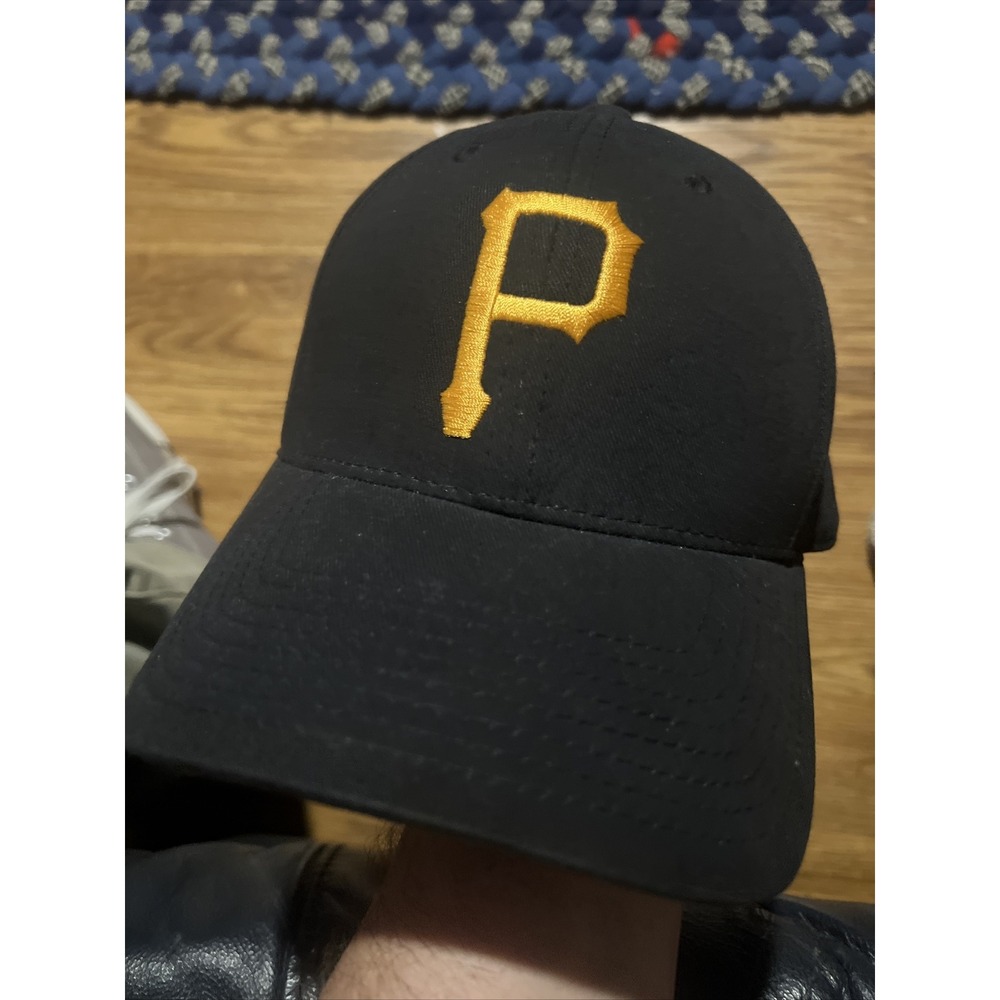 Pittsburgh Pirates Black adjustable baseball hat cap‎ Offical Merchandise